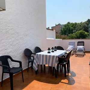Preciosa Vivienda Enorme Y Totalmente Equipada En El Centro De Figueras